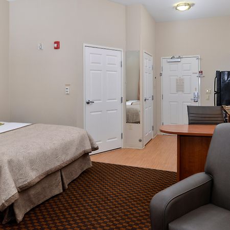 Candlewood Suites Turlock By Ihg Exteriör bild