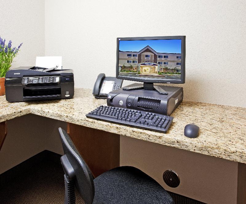 Candlewood Suites Turlock By Ihg Exteriör bild