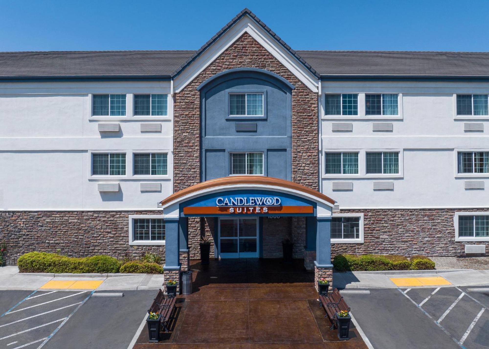 Candlewood Suites Turlock By Ihg Exteriör bild