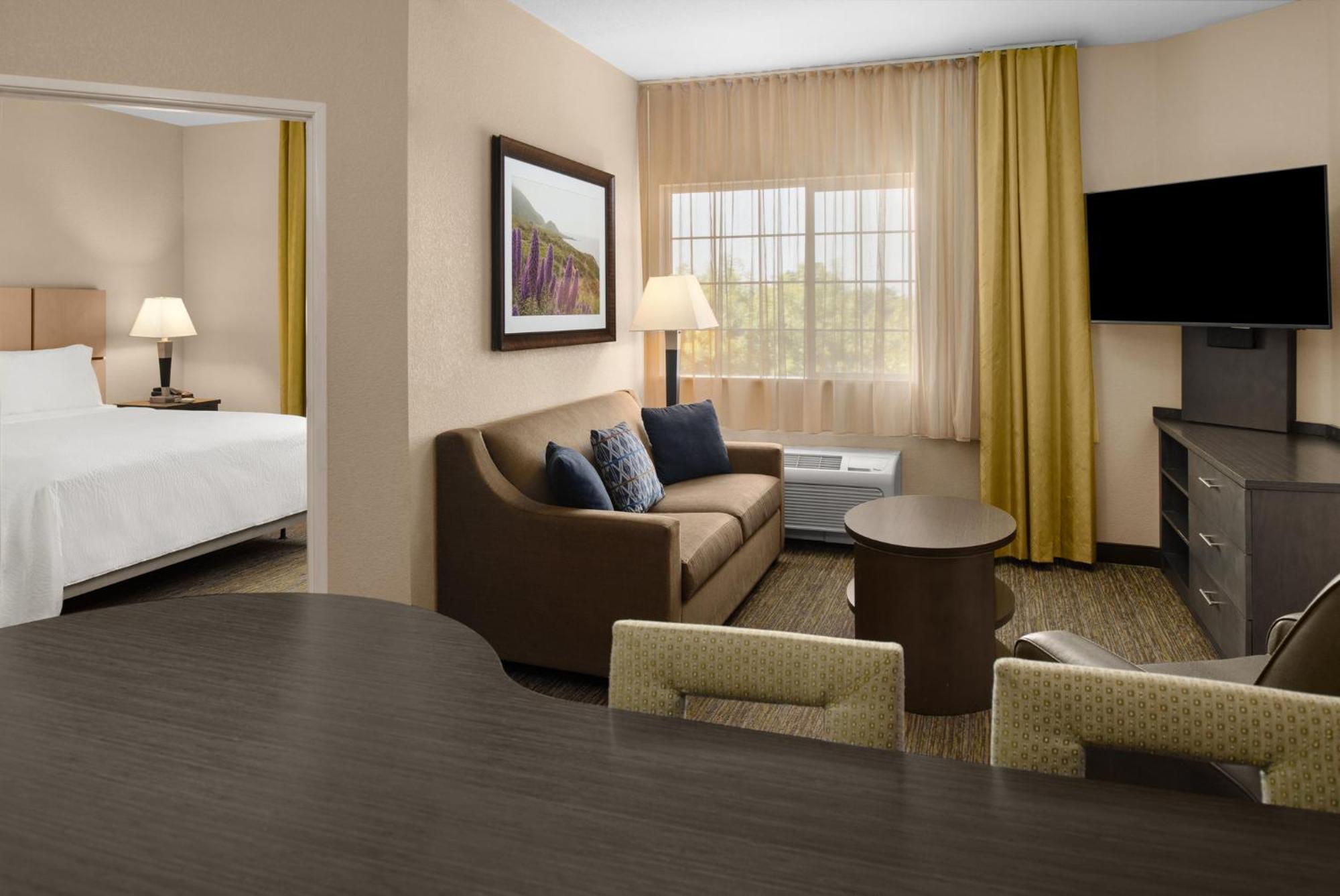 Candlewood Suites Turlock By Ihg Exteriör bild