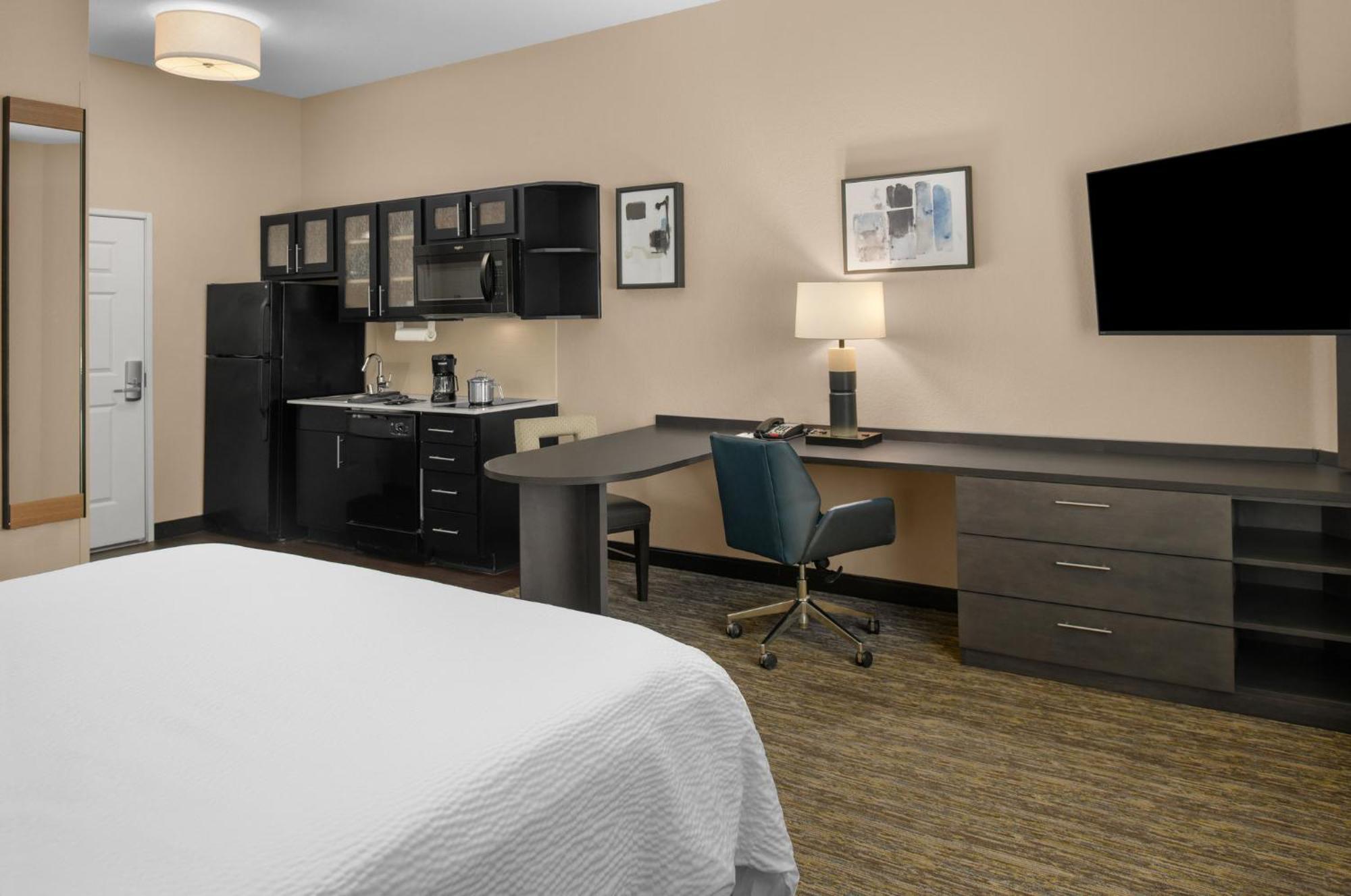 Candlewood Suites Turlock By Ihg Exteriör bild