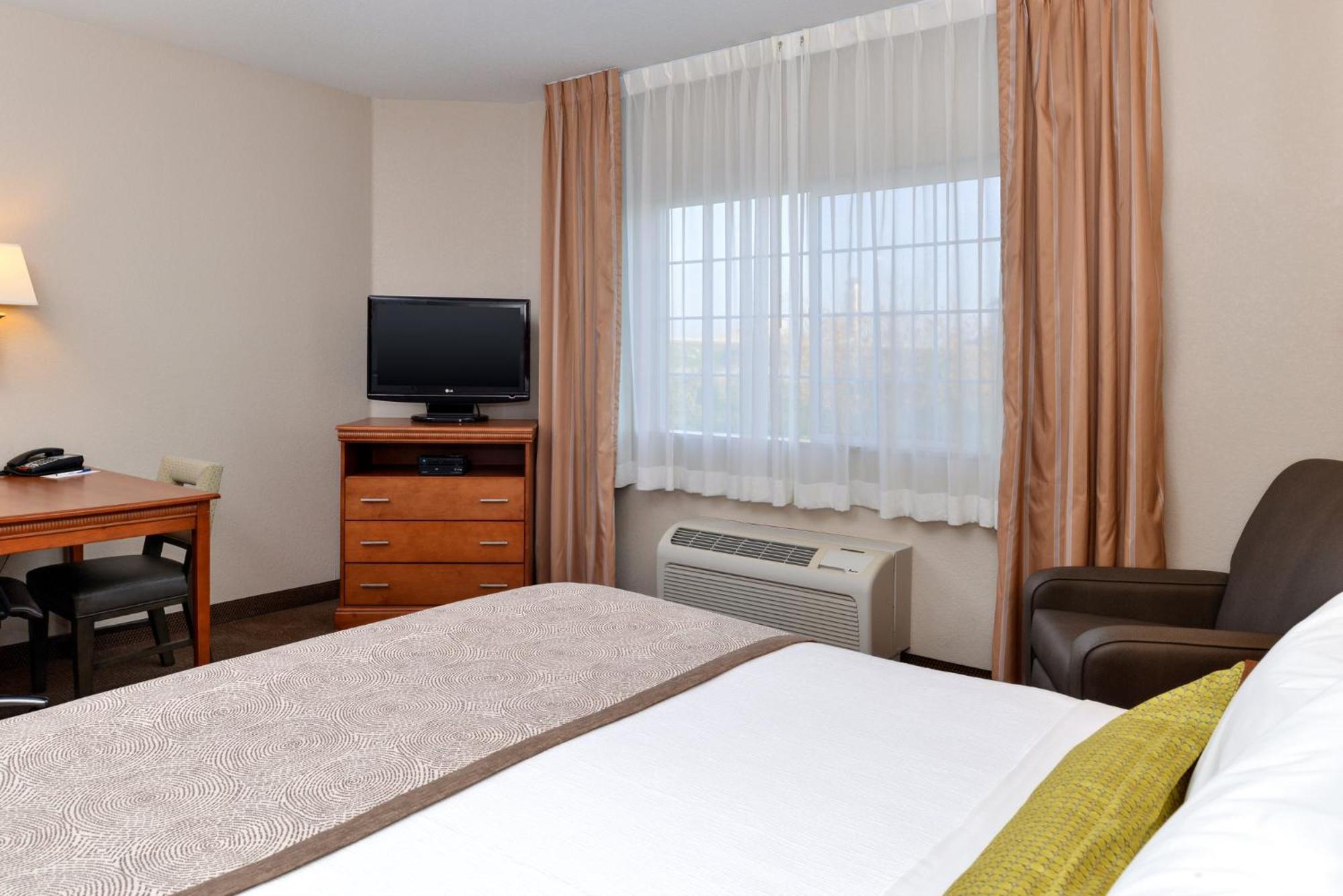 Candlewood Suites Turlock By Ihg Exteriör bild