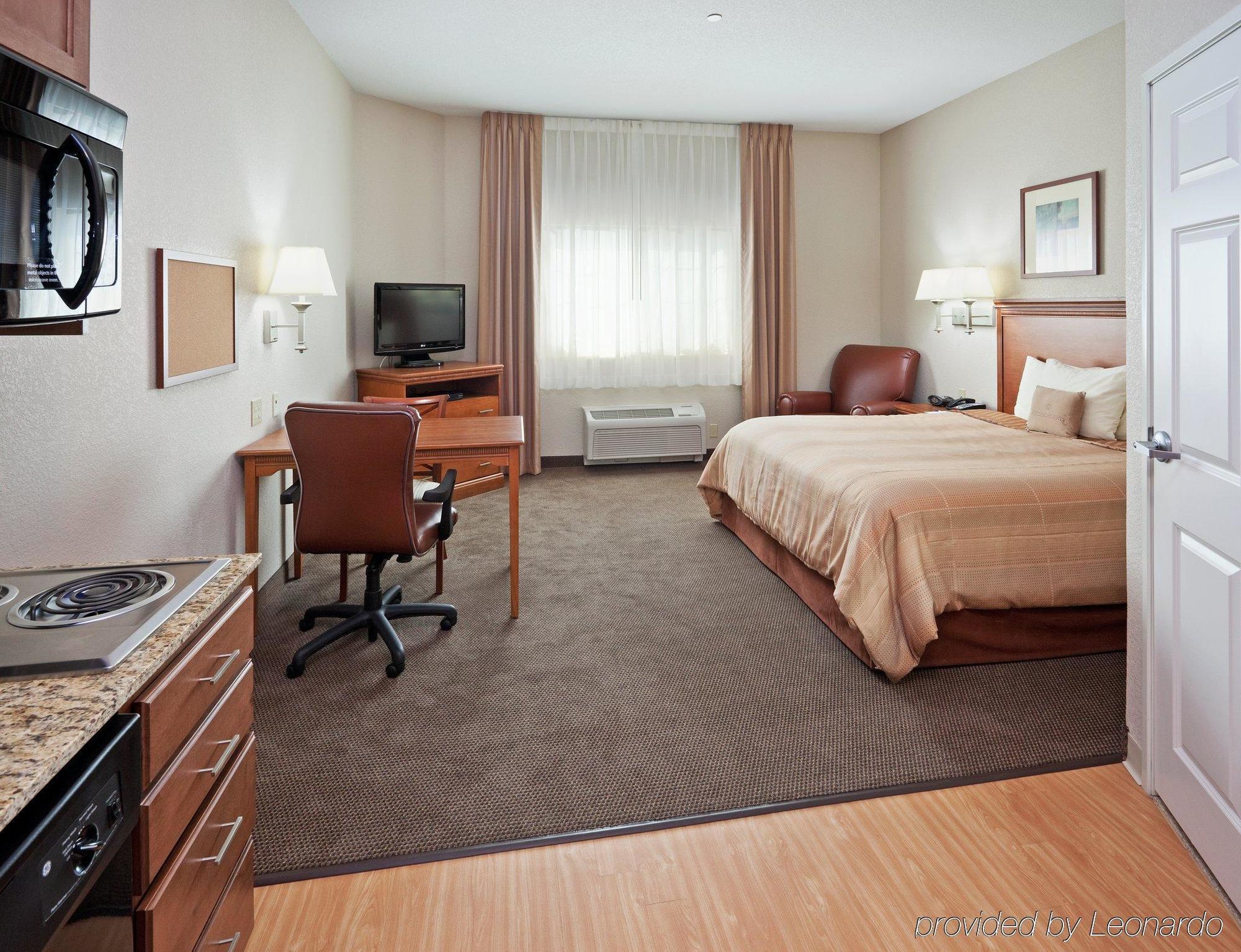 Candlewood Suites Turlock By Ihg Rum bild